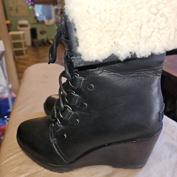Sorel After Hours Wedge Mid Calf Boots, Black size 6 - Picture 3 of 7